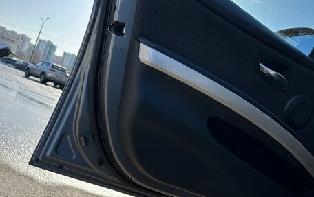 BMW 3 серия, 2011 год, 1 120 000 рублей, 32 фотография