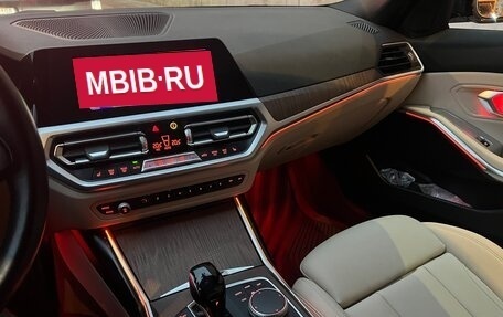 BMW 3 серия, 2020 год, 4 500 000 рублей, 14 фотография