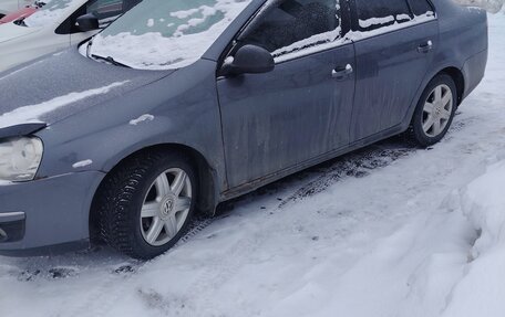 Volkswagen Jetta VI, 2010 год, 400 000 рублей, 3 фотография