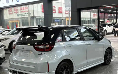 Honda Fit, 2022 год, 1 300 060 рублей, 6 фотография