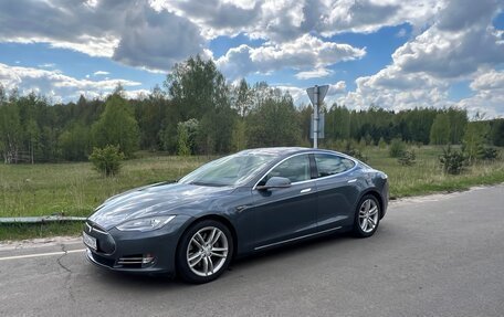 Tesla Model S I, 2013 год, 1 800 000 рублей, 7 фотография