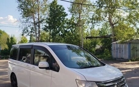 Honda Stepwgn IV, 2014 год, 1 330 000 рублей, 1 фотография