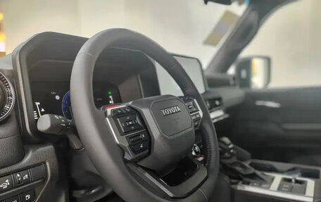 Toyota Land Cruiser Prado, 2025 год, 10 900 000 рублей, 4 фотография