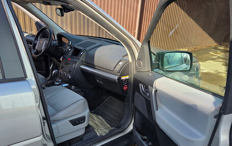 Land Rover Freelander II рестайлинг 2, 2010 год, 1 350 000 рублей, 16 фотография