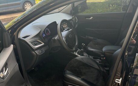 Hyundai Solaris II рестайлинг, 2021 год, 1 500 000 рублей, 7 фотография