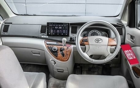 Toyota ISis I, 2010 год, 1 429 000 рублей, 6 фотография