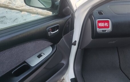 Toyota Caldina, 2001 год, 520 000 рублей, 13 фотография