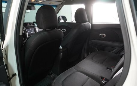 KIA Soul II рестайлинг, 2017 год, 1 599 000 рублей, 11 фотография