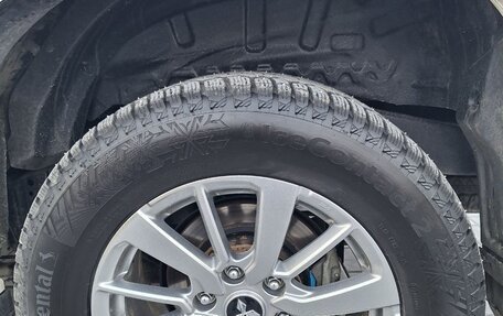 Mitsubishi Pajero Sport III рестайлинг, 2018 год, 3 700 000 рублей, 14 фотография