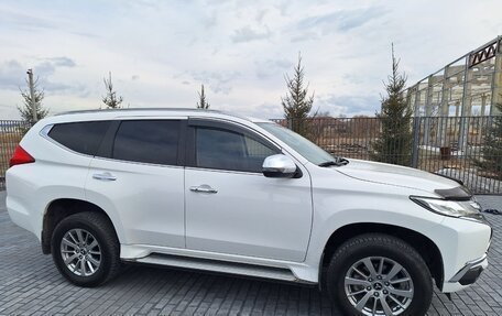 Mitsubishi Pajero Sport III рестайлинг, 2018 год, 3 700 000 рублей, 21 фотография