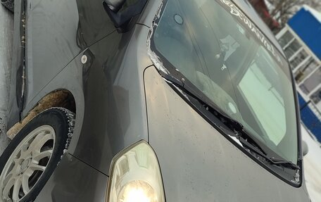 Nissan Wingroad III, 2012 год, 650 000 рублей, 3 фотография