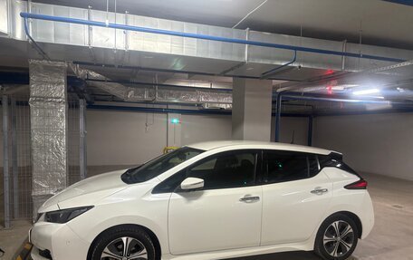 Nissan Leaf II, 2017 год, 1 650 000 рублей, 1 фотография