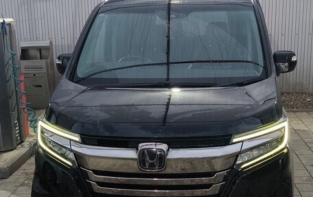 Honda Stepwgn IV, 2017 год, 2 100 000 рублей, 1 фотография