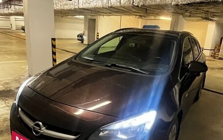 Opel Astra J, 2013 год, 1 100 000 рублей, 1 фотография