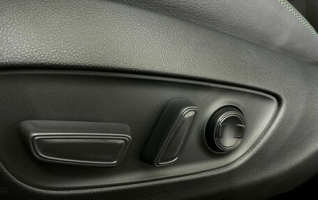 Toyota RAV4, 2025 год, 4 399 000 рублей, 27 фотография