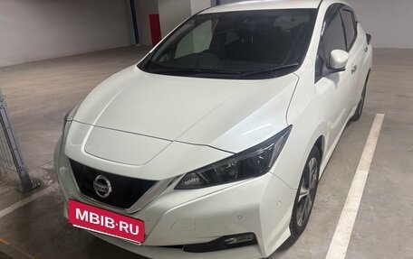 Nissan Leaf II, 2017 год, 1 650 000 рублей, 3 фотография