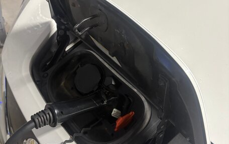 Nissan Leaf II, 2017 год, 1 650 000 рублей, 11 фотография