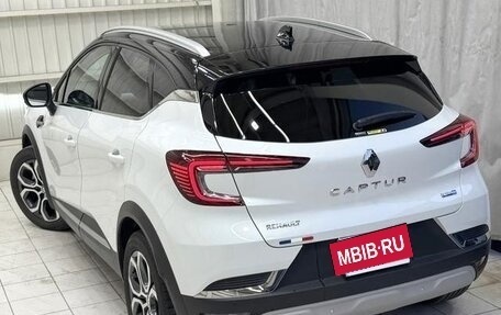Renault Captur II, 2022 год, 1 690 000 рублей, 10 фотография