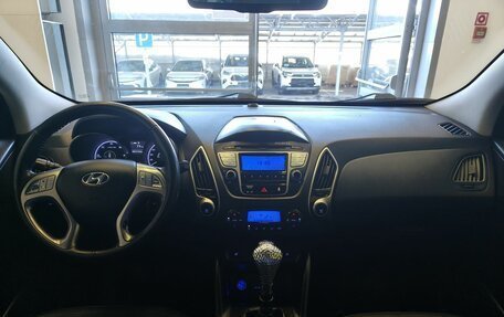 Hyundai ix35 I рестайлинг, 2011 год, 1 120 000 рублей, 8 фотография