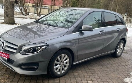 Mercedes-Benz B-Класс, 2015 год, 1 200 000 рублей, 6 фотография