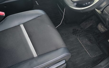 Honda Stepwgn IV, 2017 год, 2 100 000 рублей, 3 фотография