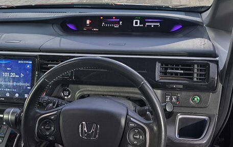 Honda Stepwgn IV, 2017 год, 2 100 000 рублей, 5 фотография