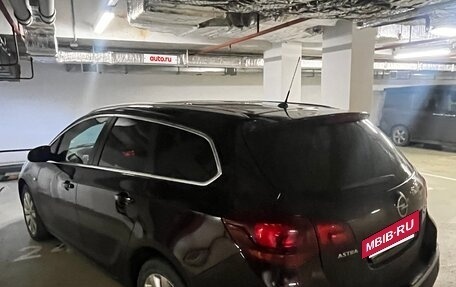 Opel Astra J, 2013 год, 1 100 000 рублей, 5 фотография