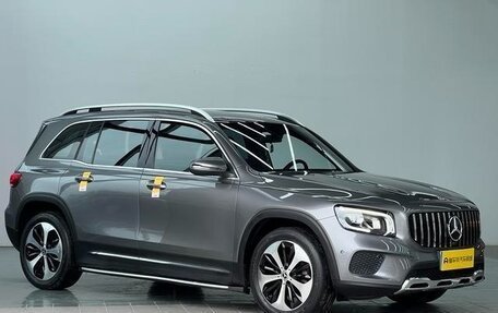Mercedes-Benz GLB, 2022 год, 2 080 000 рублей, 3 фотография