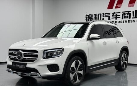 Mercedes-Benz GLB, 2022 год, 2 100 000 рублей, 1 фотография