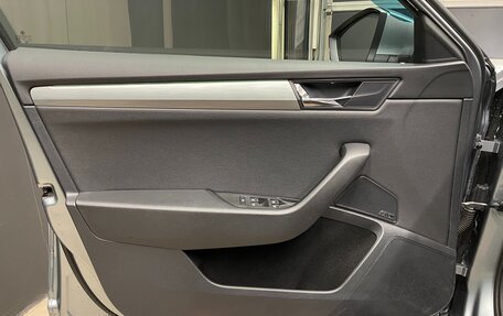 Skoda Superb III рестайлинг, 2015 год, 1 600 000 рублей, 7 фотография