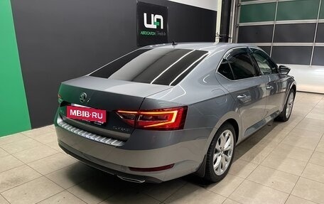 Skoda Superb III рестайлинг, 2015 год, 1 600 000 рублей, 6 фотография