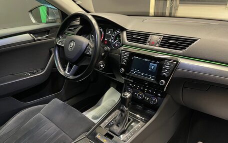 Skoda Superb III рестайлинг, 2015 год, 1 600 000 рублей, 13 фотография
