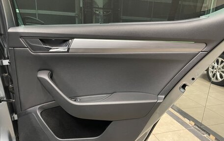 Skoda Superb III рестайлинг, 2015 год, 1 600 000 рублей, 18 фотография