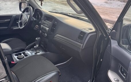 Mitsubishi Pajero IV, 2012 год, 2 700 000 рублей, 13 фотография