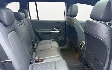 Mercedes-Benz GLB, 2022 год, 2 100 000 рублей, 7 фотография