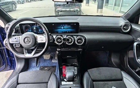 Mercedes-Benz A-Класс, 2023 год, 1 460 777 рублей, 15 фотография