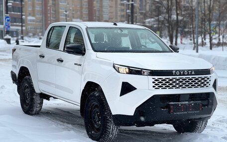 Toyota Hilux, 2025 год, 5 800 000 рублей, 4 фотография