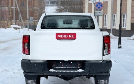 Toyota Hilux, 2025 год, 5 800 000 рублей, 7 фотография