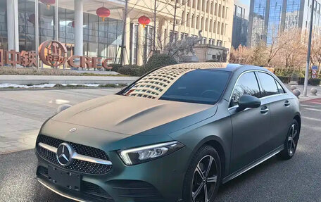 Mercedes-Benz A-Класс, 2023 год, 1 580 777 рублей, 2 фотография