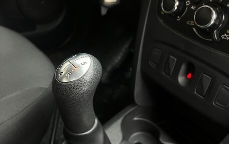 Renault Logan II, 2014 год, 690 000 рублей, 11 фотография