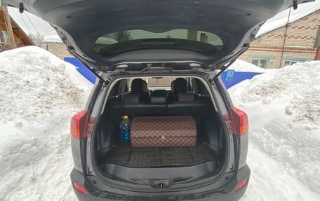 Toyota RAV4, 2013 год, 1 650 000 рублей, 5 фотография