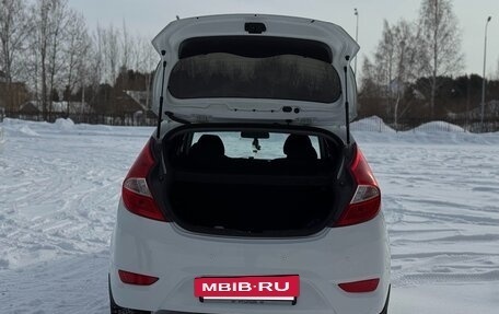 Hyundai Solaris II рестайлинг, 2012 год, 550 000 рублей, 7 фотография