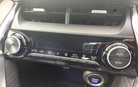 Toyota Harrier, 2020 год, 4 250 000 рублей, 22 фотография