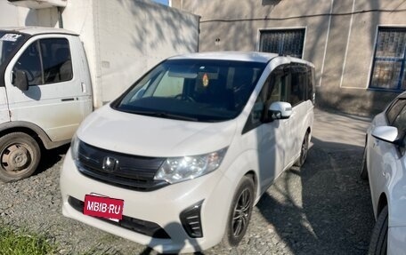 Honda Stepwgn IV, 2015 год, 1 850 000 рублей, 4 фотография