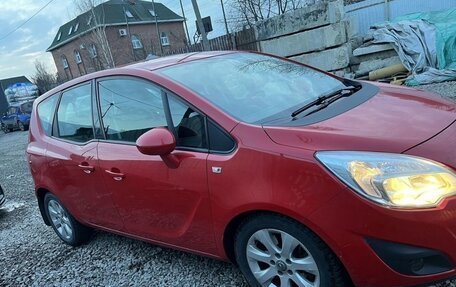 Opel Meriva, 2011 год, 650 000 рублей, 3 фотография