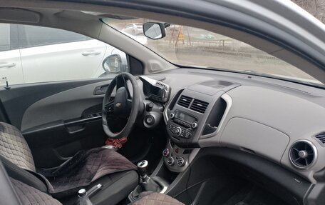 Chevrolet Aveo III, 2013 год, 570 000 рублей, 3 фотография