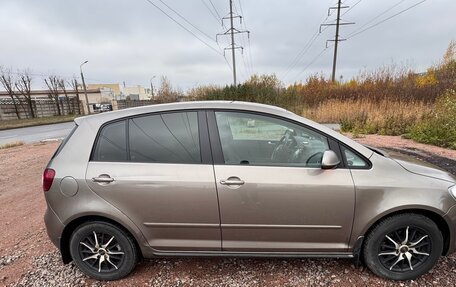 Volkswagen Golf Plus II, 2011 год, 650 000 рублей, 3 фотография