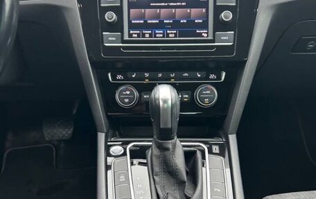 Volkswagen Passat B8 рестайлинг, 2020 год, 1 990 000 рублей, 13 фотография