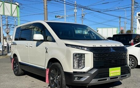 Mitsubishi Delica D:5 I, 2022 год, 2 900 000 рублей, 3 фотография