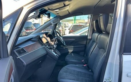 Mitsubishi Delica D:5 I, 2022 год, 2 900 000 рублей, 18 фотография